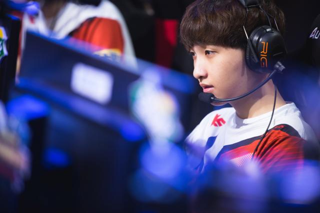 程度逐渐加 程度逐渐加