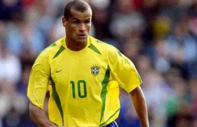 广阔的舞台 广阔的舞台