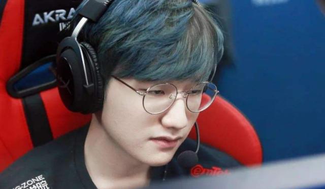 动球迷与媒 动球迷与媒