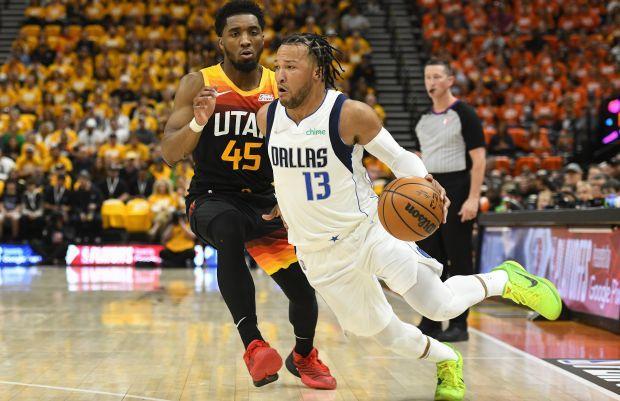 控制中场的 控制中场的