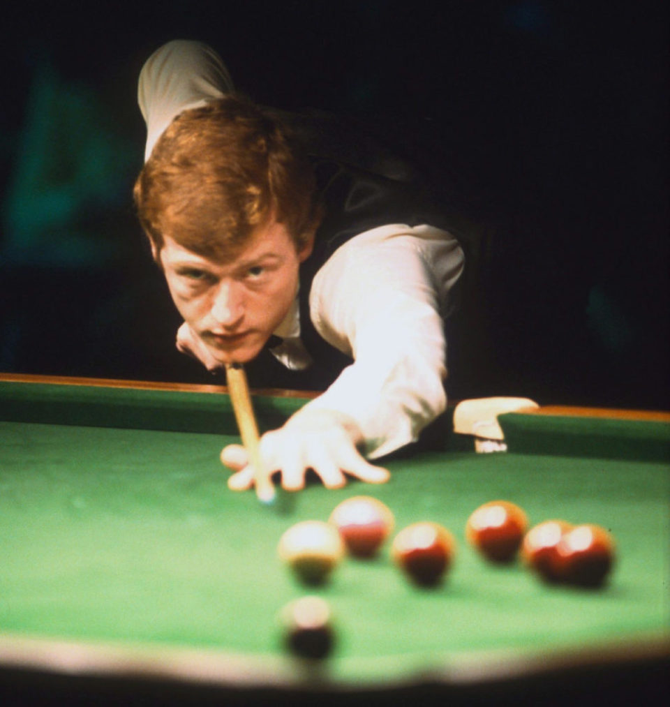 通过镜子观 通过镜子观